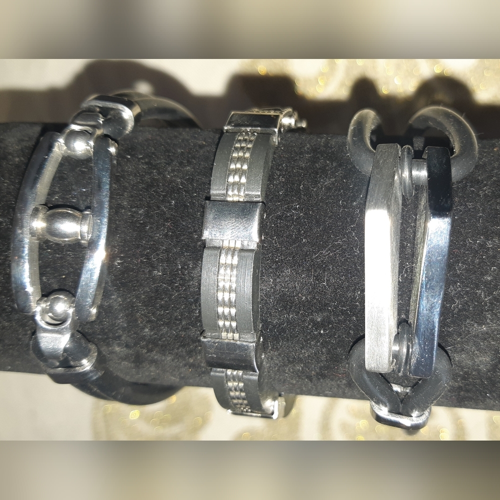 Men's 3 PC Silver and Black Bracelet Set